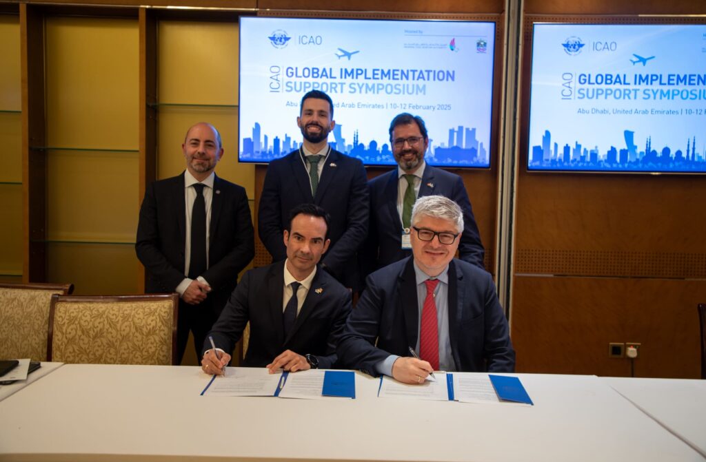 signing signs strategic agreement 1024x671 - ITAérea Signs Strategic Agreement with ICAO at GISS 2025 in Abu Dhabi